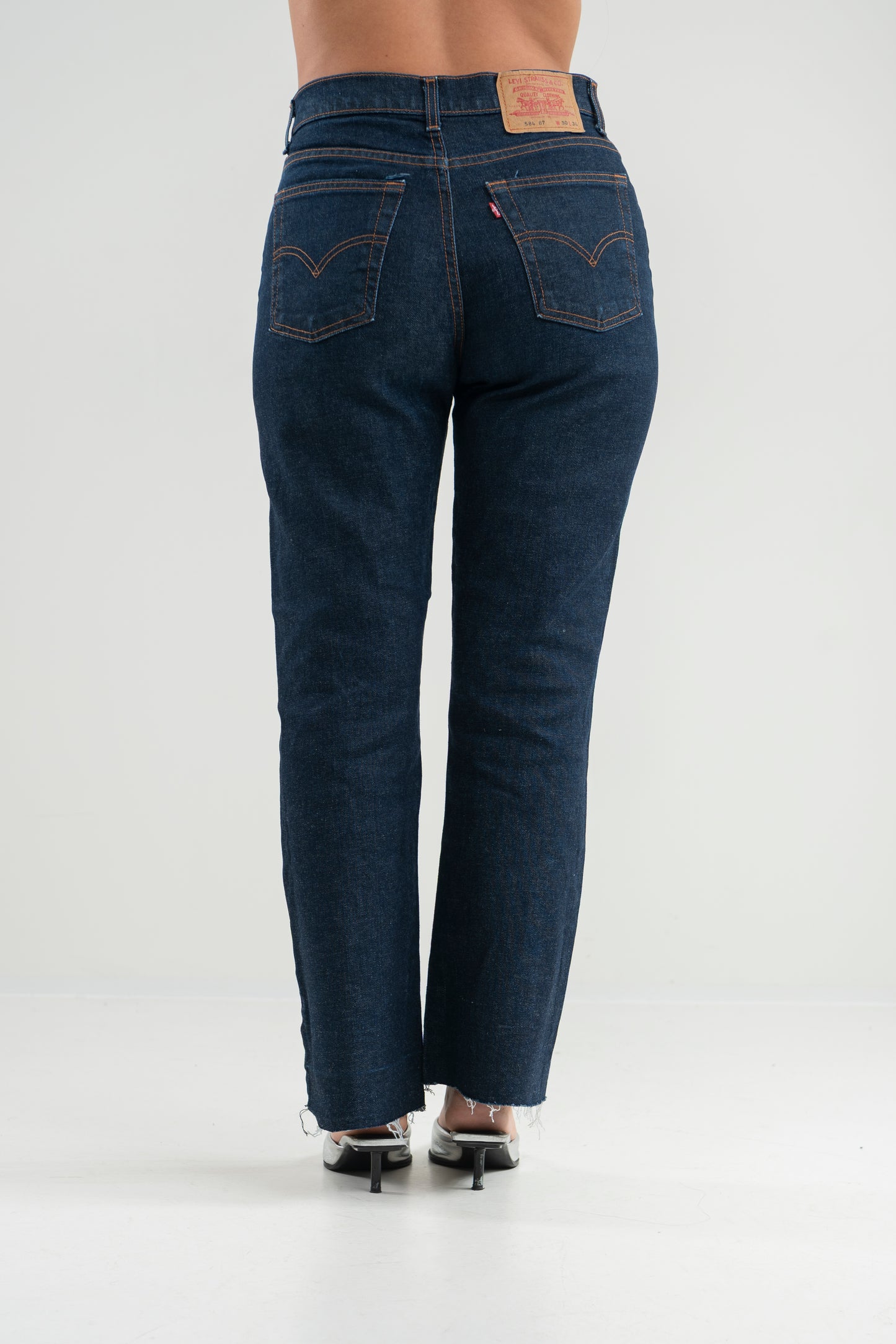 LEVI’S VINTAGE 584 DARK BLUE