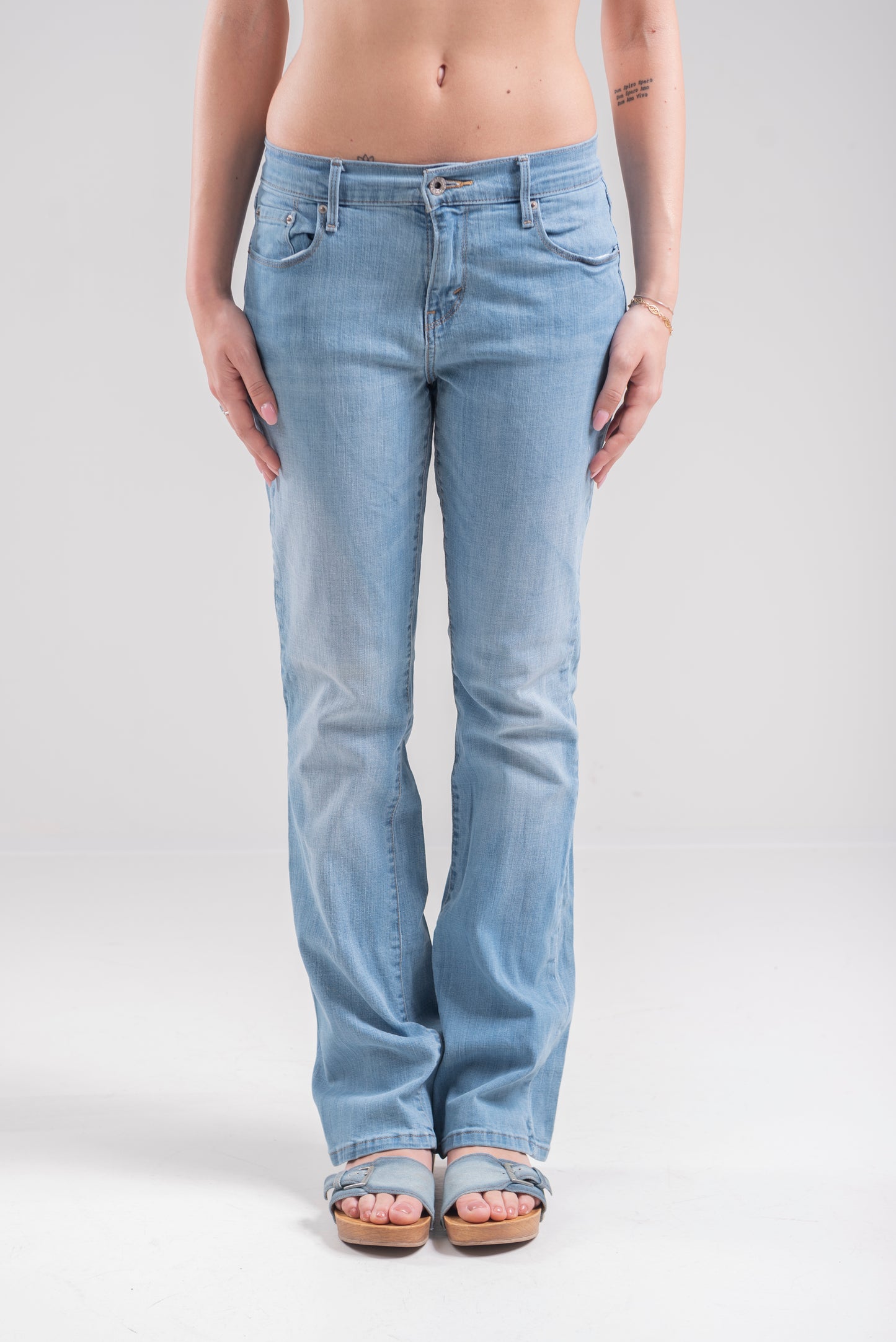 LEVI’S VINTAGE 515 LIGHT